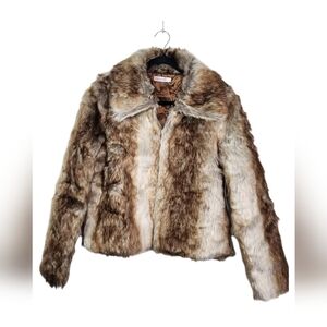 Shoe Dazzle Faux Fur Jacket in size M